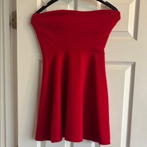 Elegant Red Strapless Dress